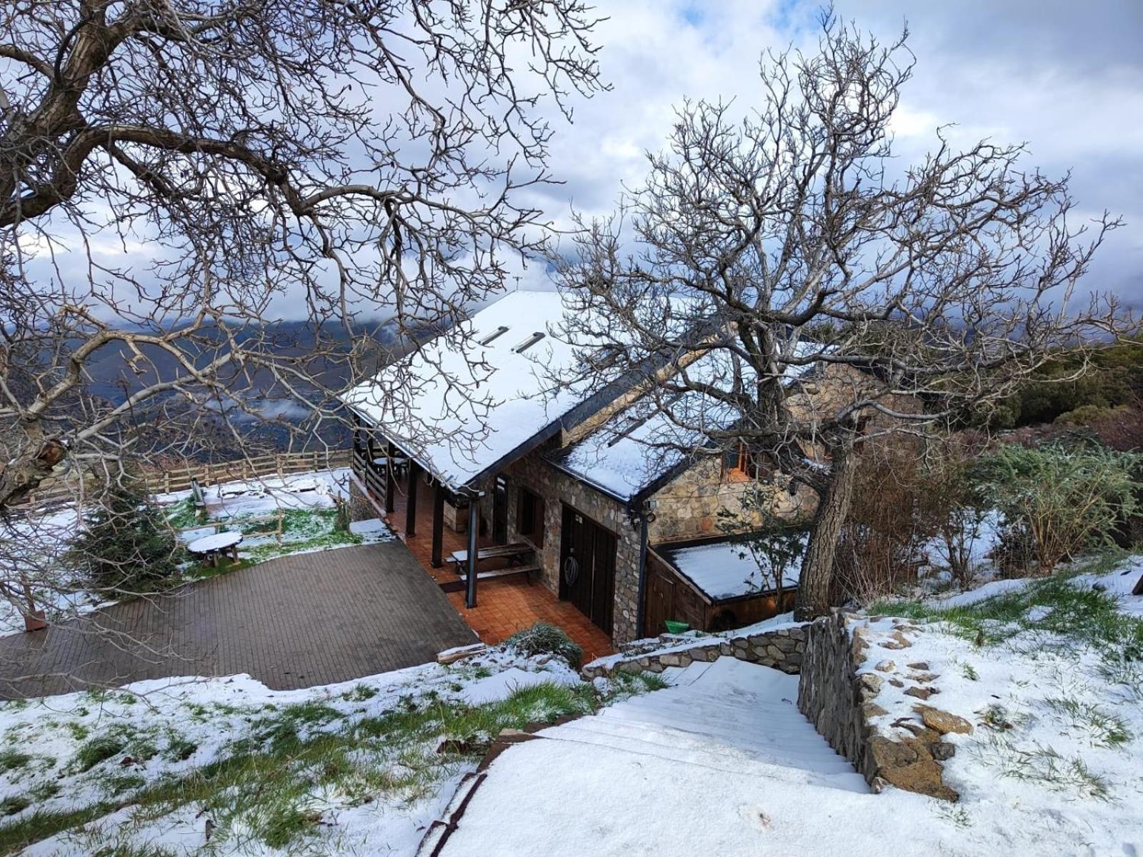 Refugio Del Aguila "Casa Diaman" Pensionat Guejar Sierra Exteriör bild